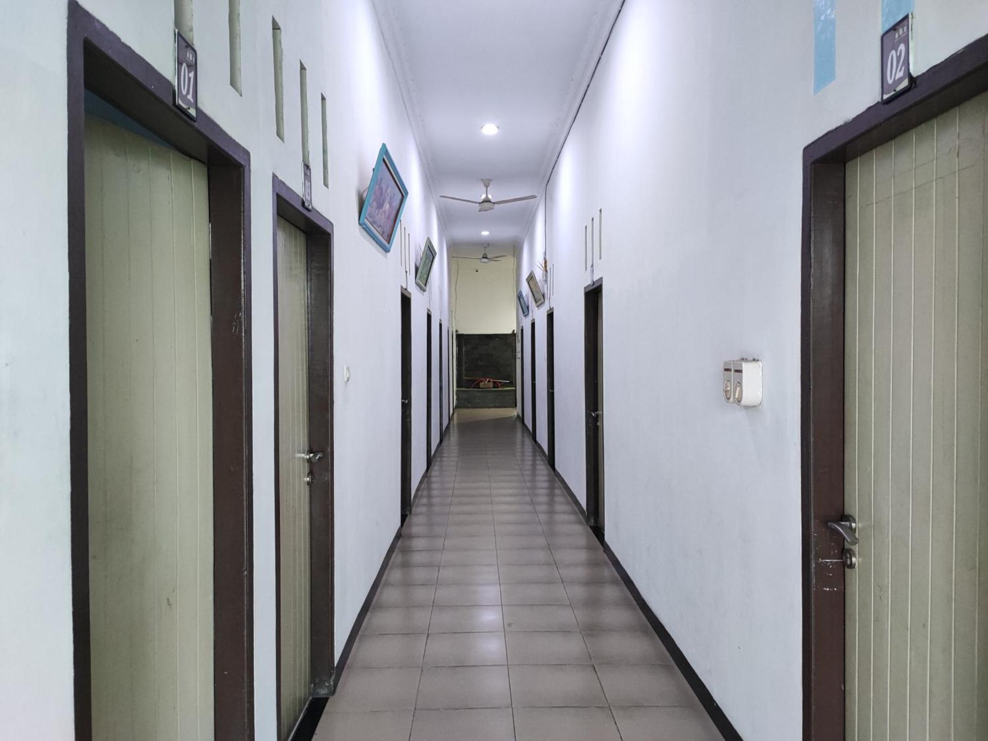 Reddoorz Syariah Near Universitas Batanghari Jambi Exteriér fotografie
