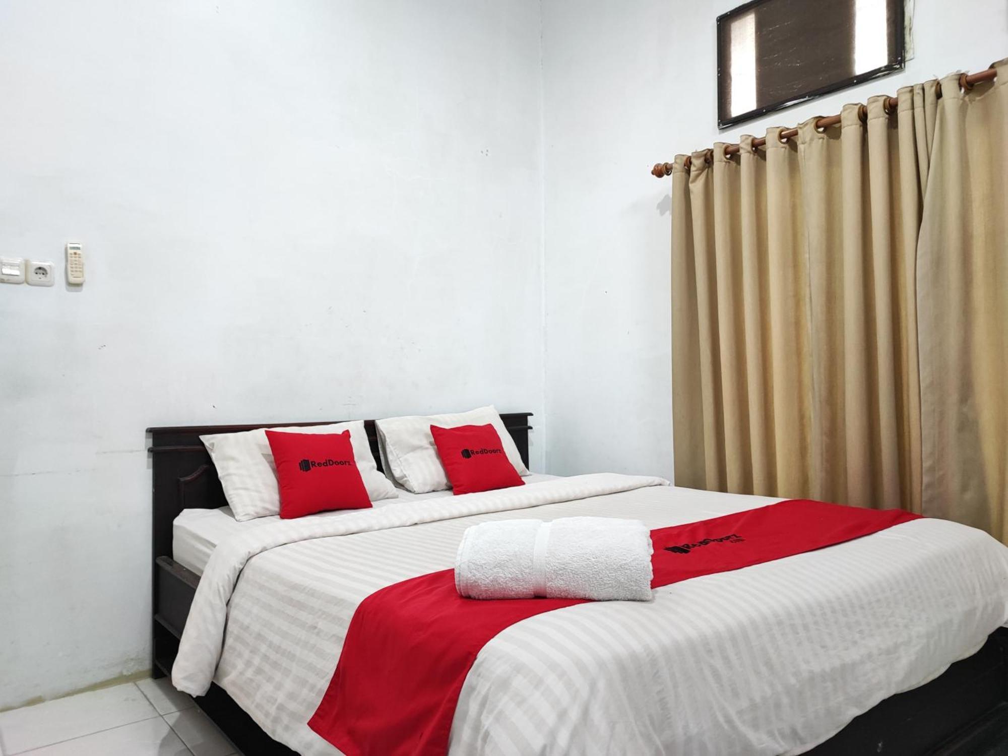 Reddoorz Syariah Near Universitas Batanghari Jambi Exteriér fotografie
