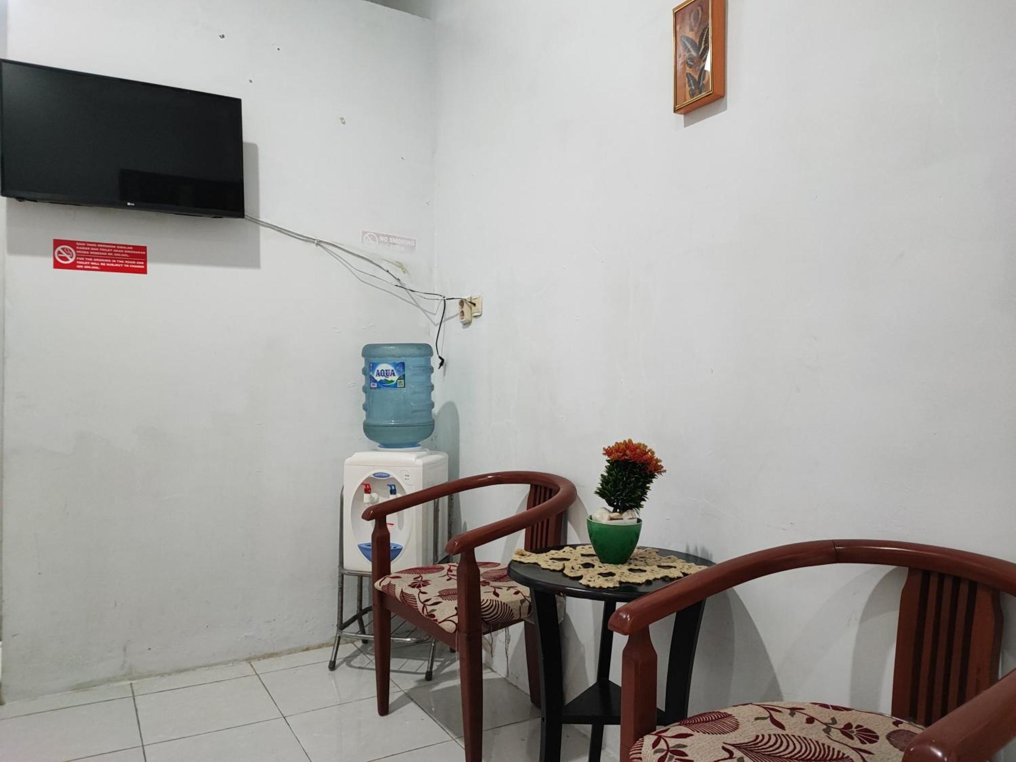 Reddoorz Syariah Near Universitas Batanghari Jambi Exteriér fotografie