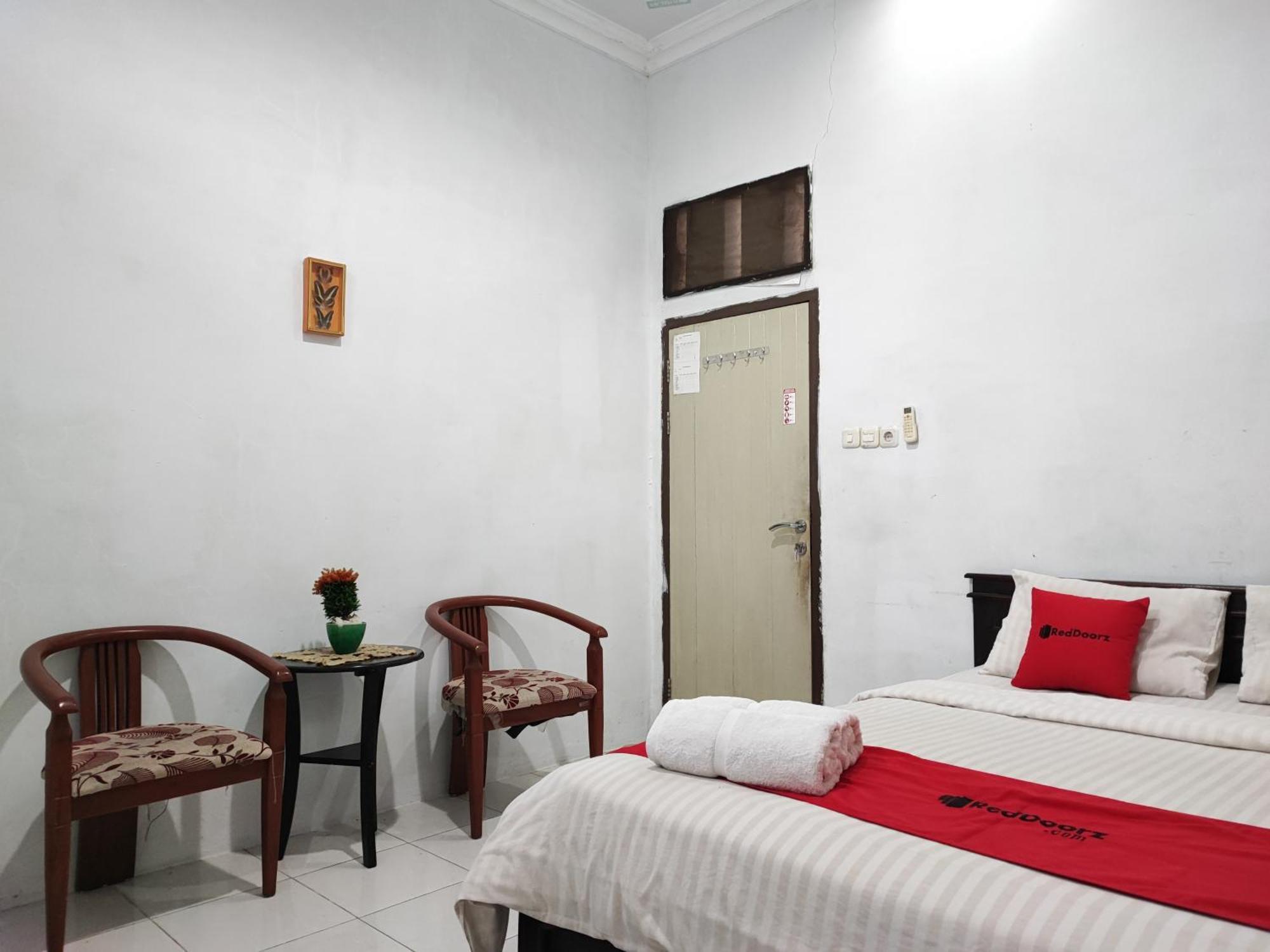 Reddoorz Syariah Near Universitas Batanghari Jambi Exteriér fotografie