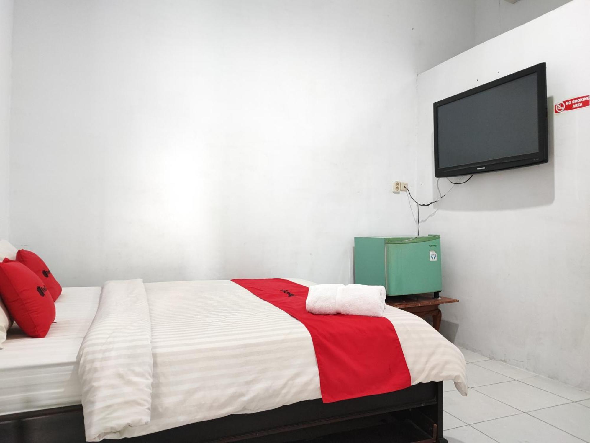 Reddoorz Syariah Near Universitas Batanghari Jambi Exteriér fotografie