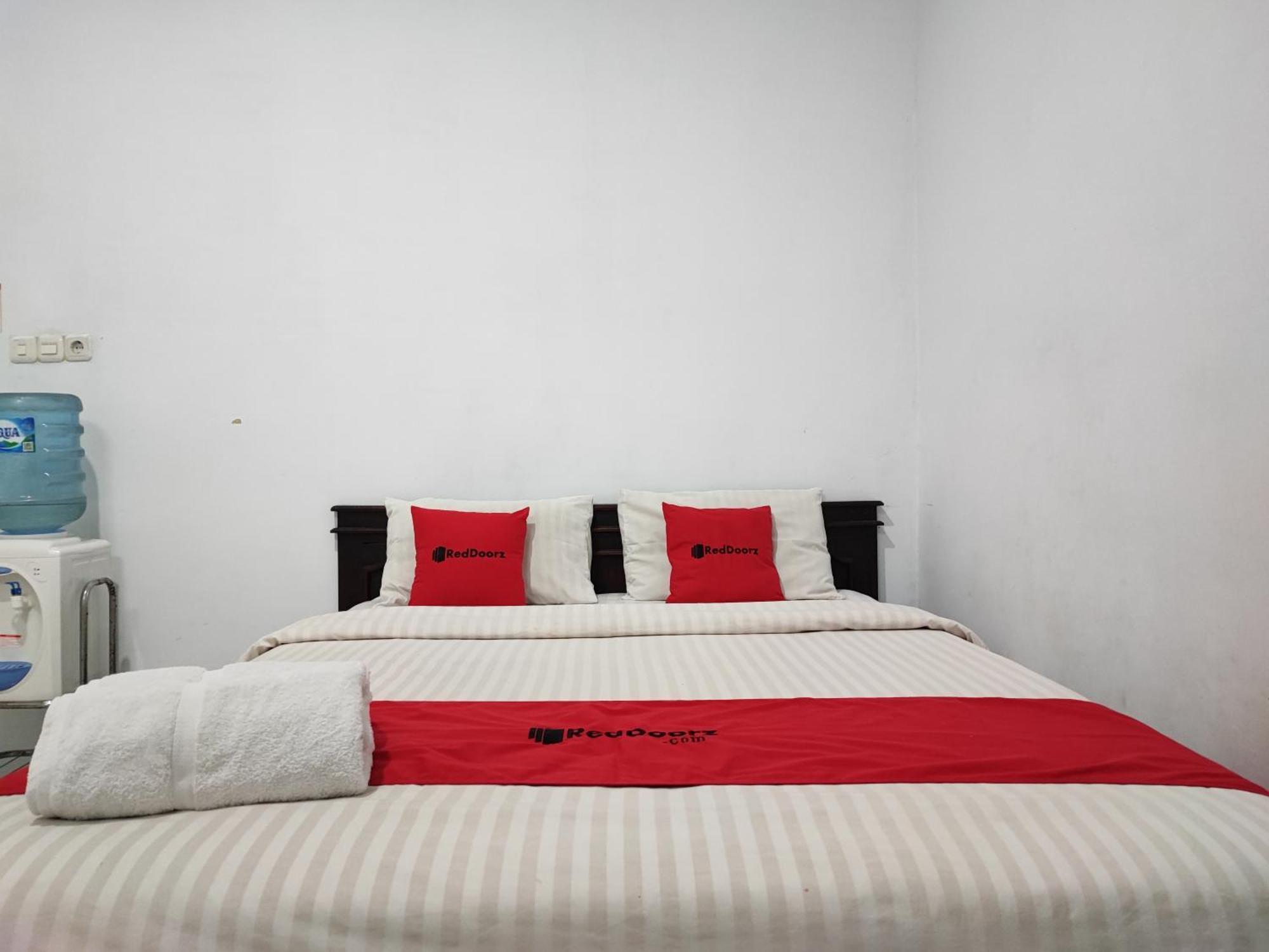 Reddoorz Syariah Near Universitas Batanghari Jambi Exteriér fotografie