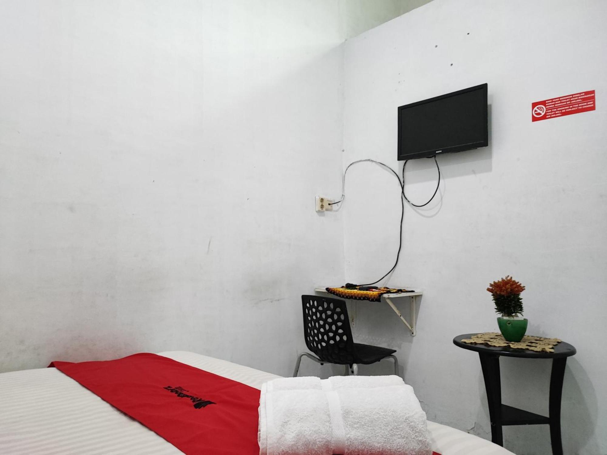 Reddoorz Syariah Near Universitas Batanghari Jambi Exteriér fotografie